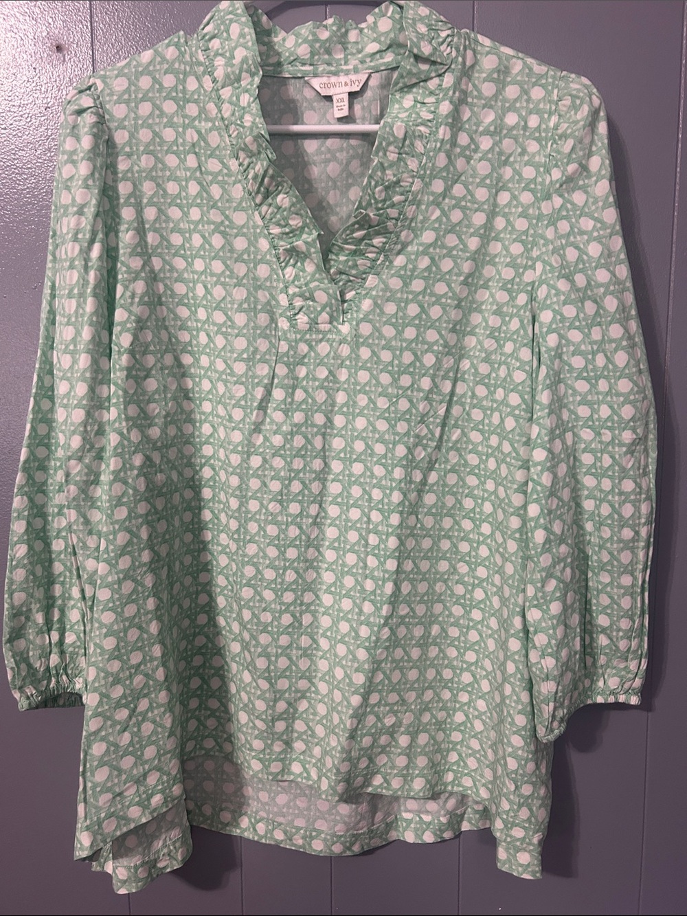 crown & ivy Mint Green and White Ruffle V-Neck Blouse
